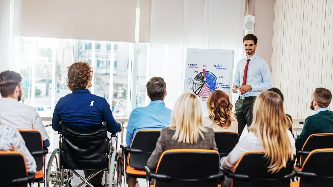 apresentação de relatórios para a empresa